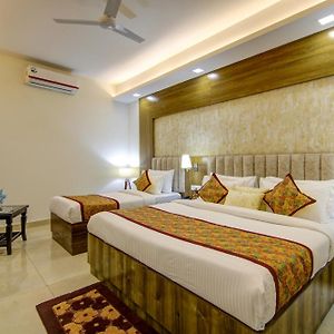 Executive Triple Room